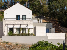 Moderní vila na Brači